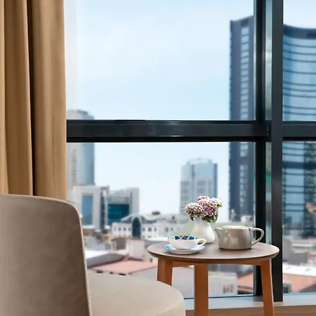 Gleam Bomonti מלון 4*