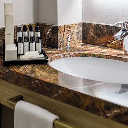 מלון Gleam Bomonti