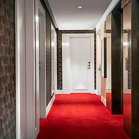 Gleam Bomonti Hotel 4*