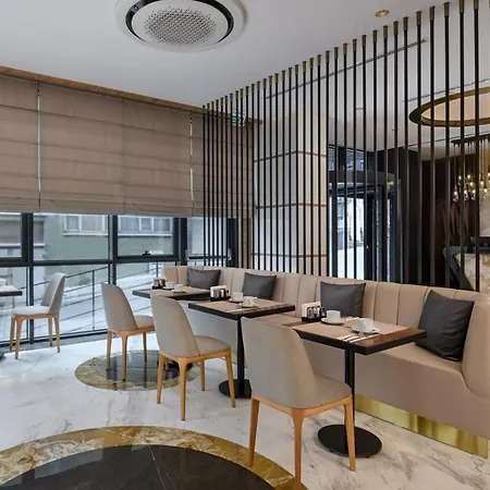 Gleam Bomonti Hotel 4*