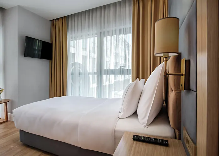 Gleam Bomonti Hotel 4*